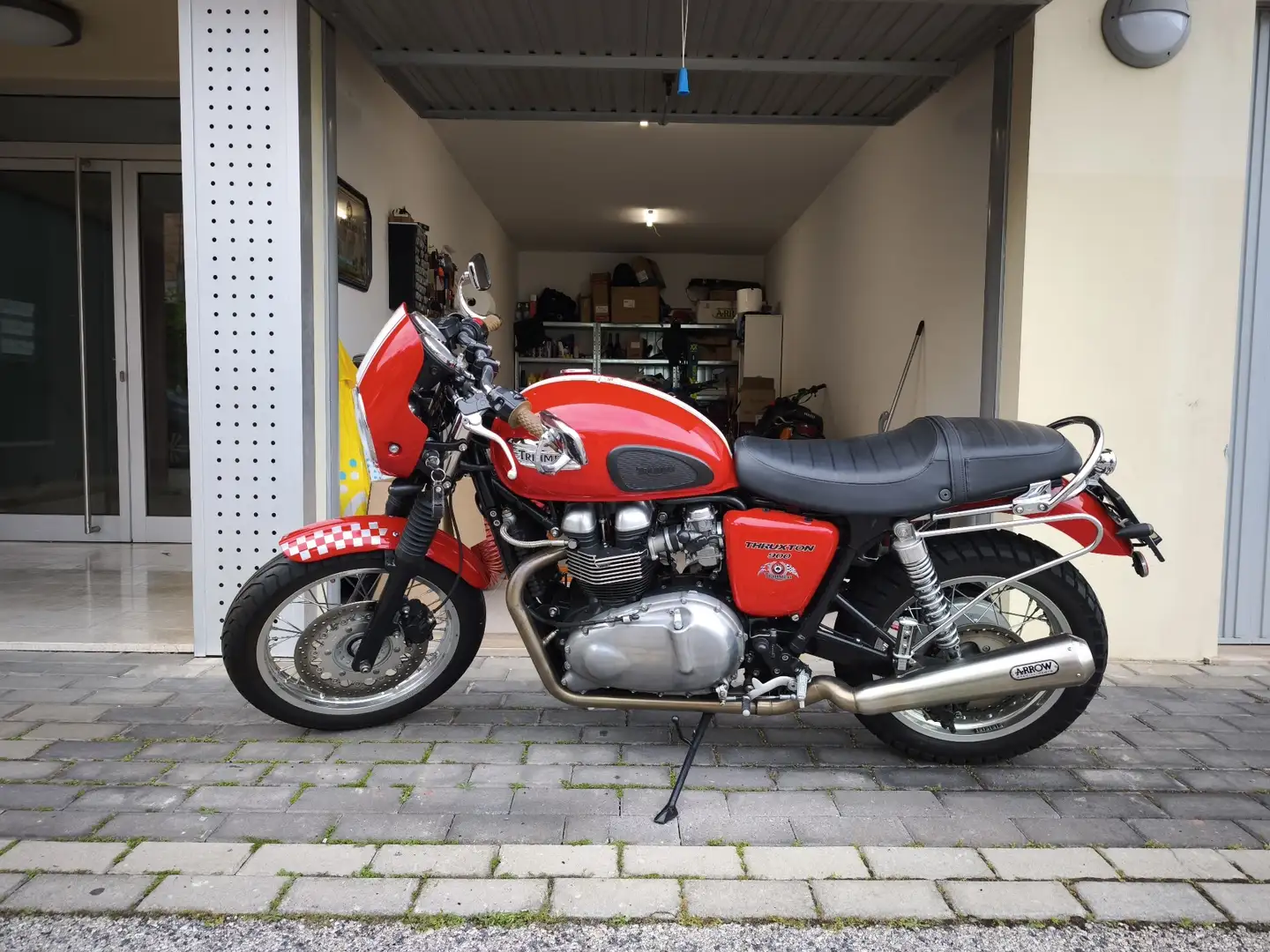 Triumph Thruxton Roşu - 1
