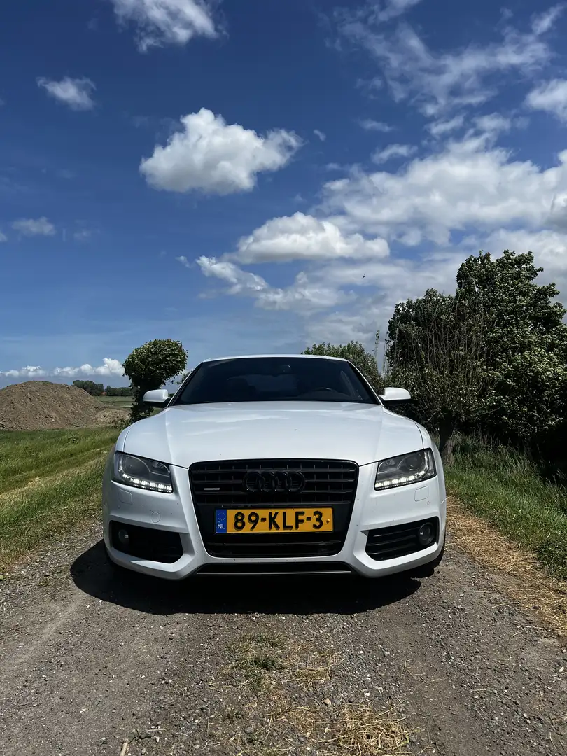 Audi A5 3.2 FSI q. Pro Line Tip Tronic Grijs - 2
