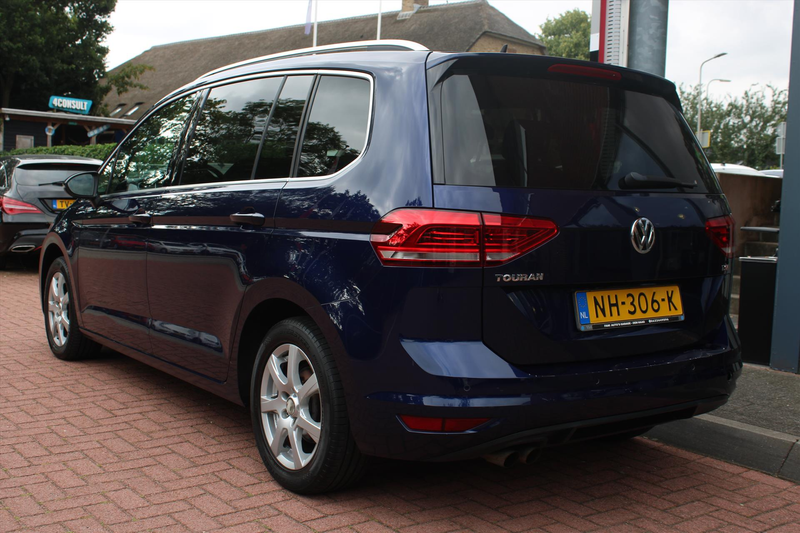 Volkswagen Touran 1.4 TSI *Highline* | Adaptive Cruise & Climate Con — photo 3