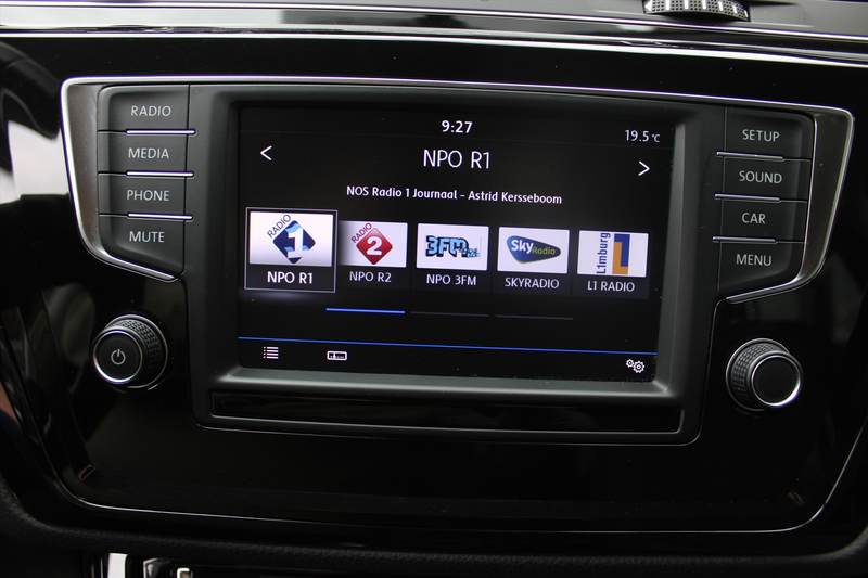 Volkswagen Touran 1.4 TSI *Highline* | Adaptive Cruise & Climate Con — photo 8