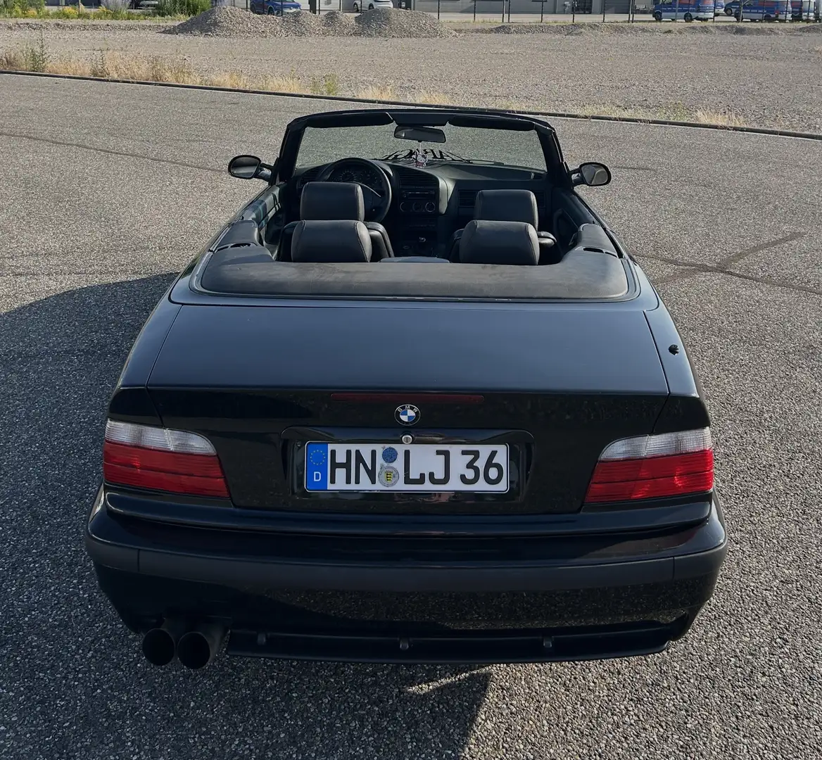 BMW 325 325i - 2
