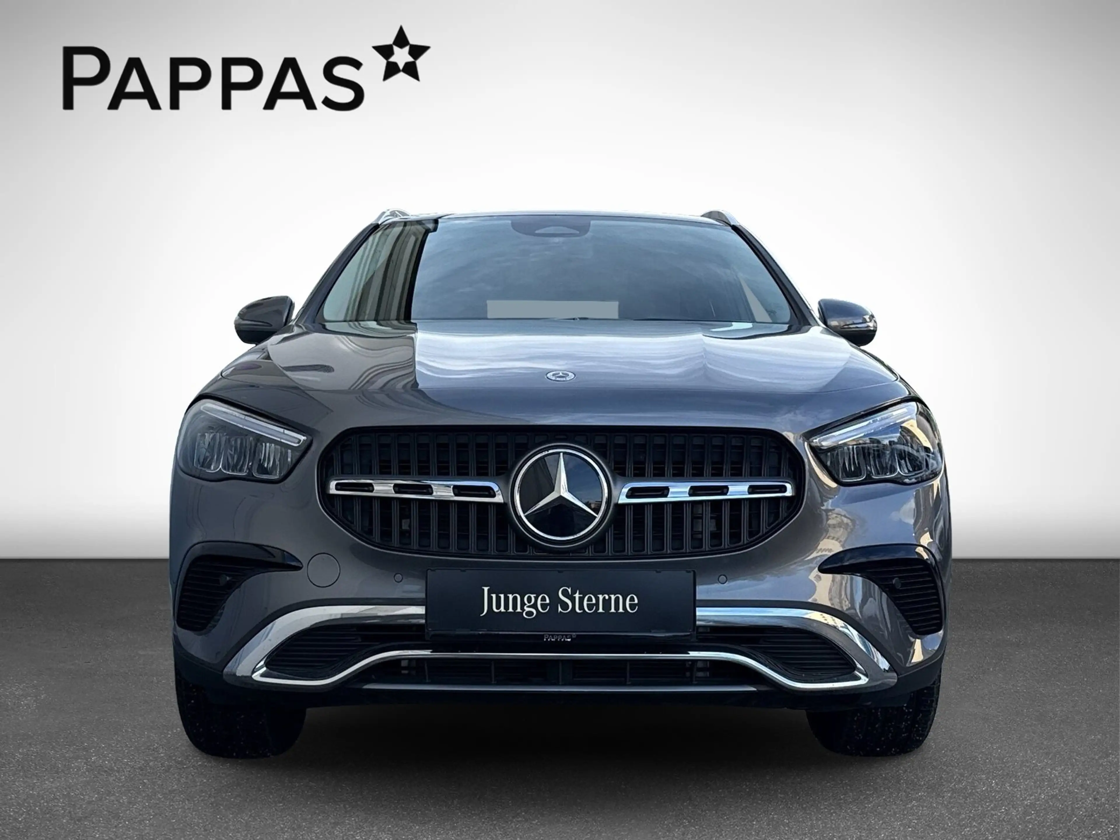 Mercedes-Benz GLA 220 d 4MATIC PTS Cam Navi Wide LED SHZ — photo 4