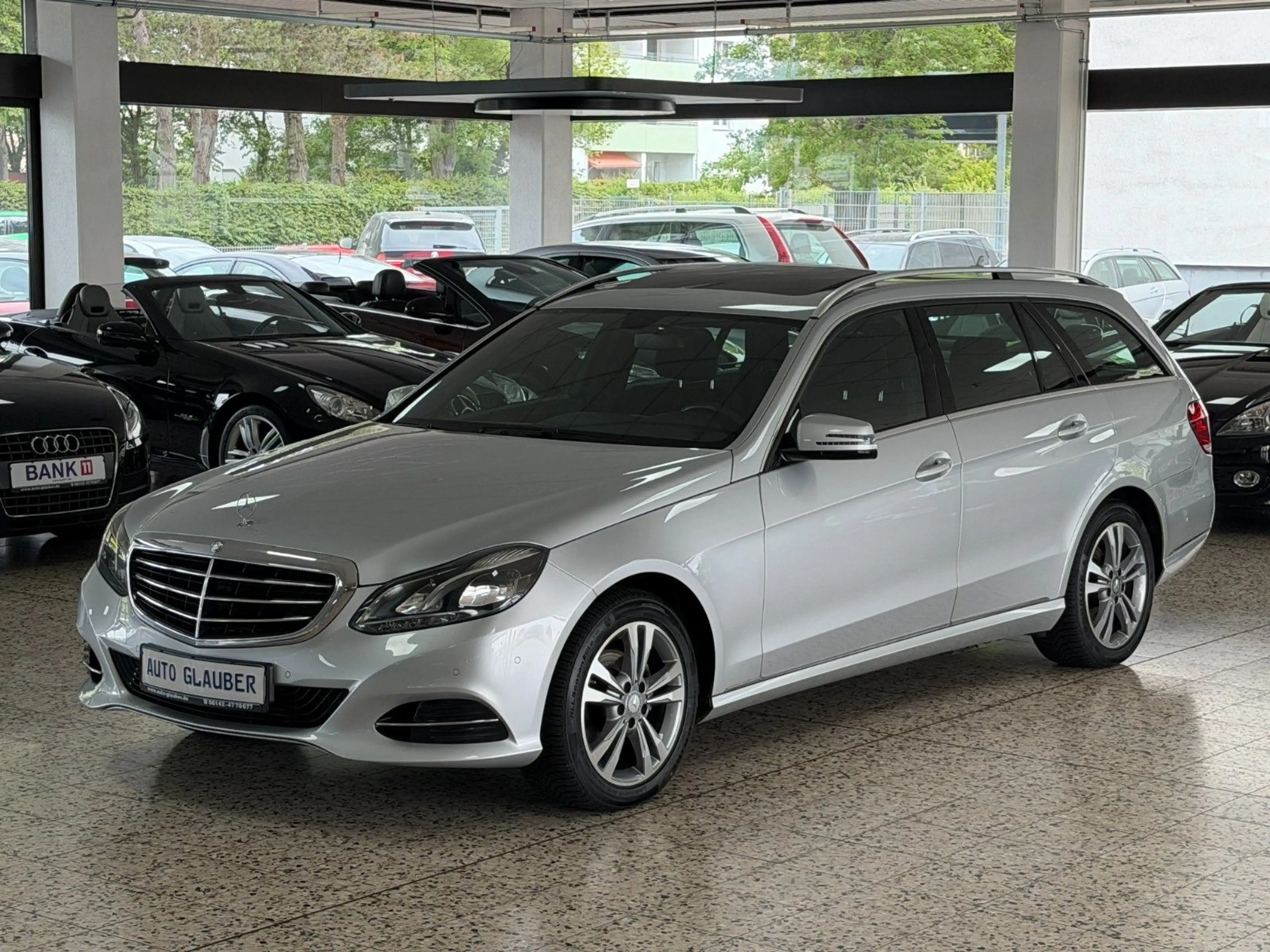 Mercedes-Benz E 220 CDI BlueTec/T-Modell/Navi/Kamera/2.Hand — photo 3