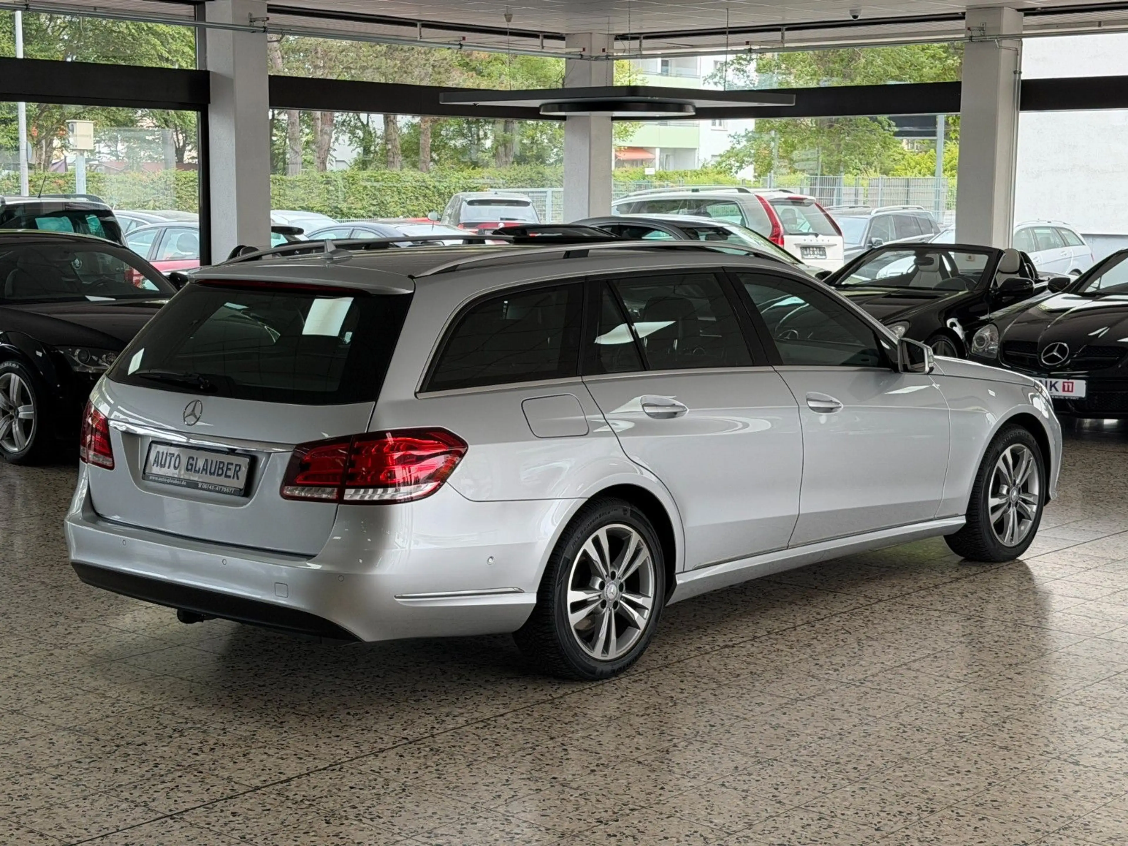 Mercedes-Benz E 220 CDI BlueTec/T-Modell/Navi/Kamera/2.Hand — photo 4
