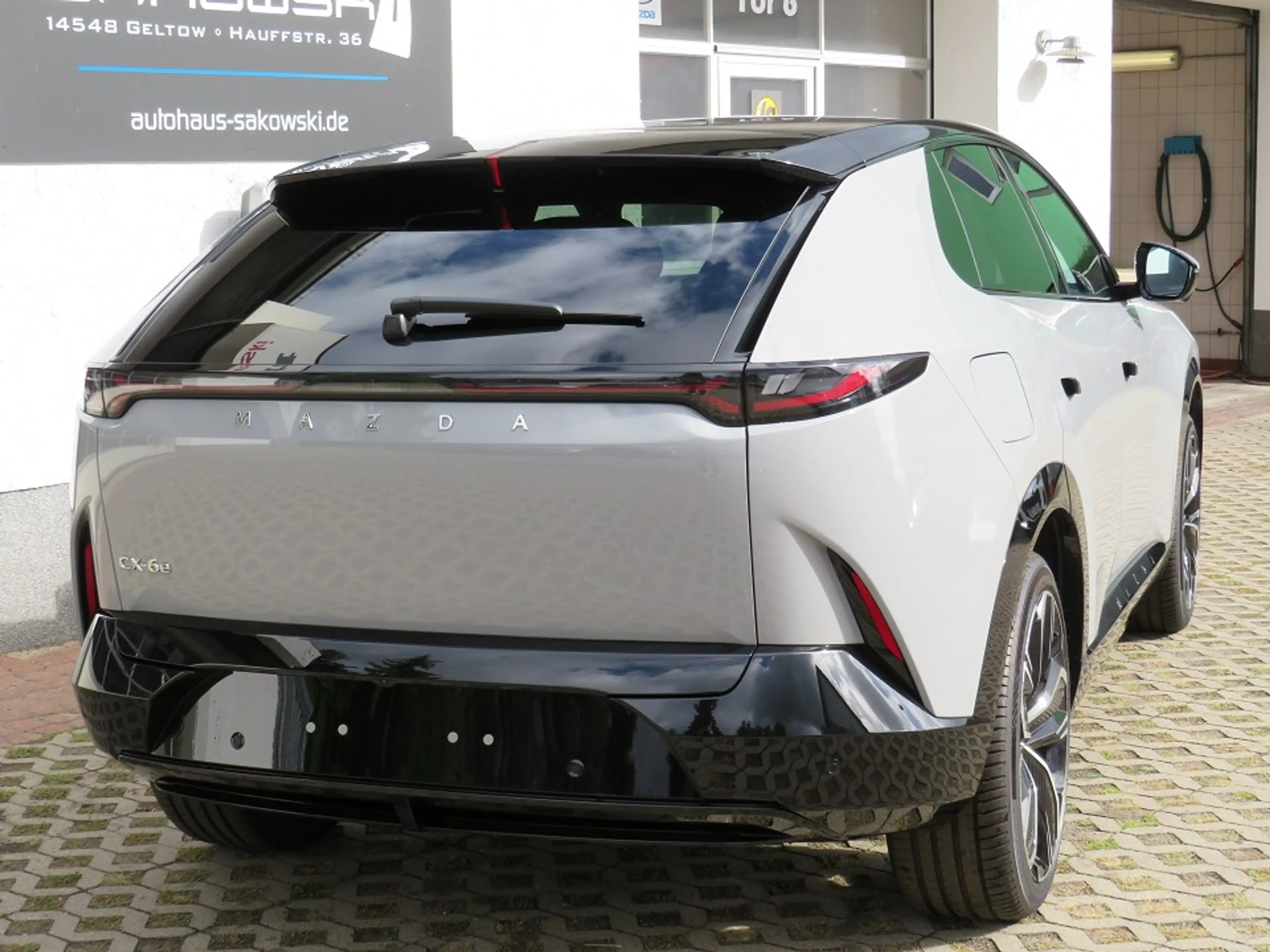 Mazda CX-6e NAVI PANO LED HEAD UP SOUNDS.360° KAMERA FRUNK — photo 3