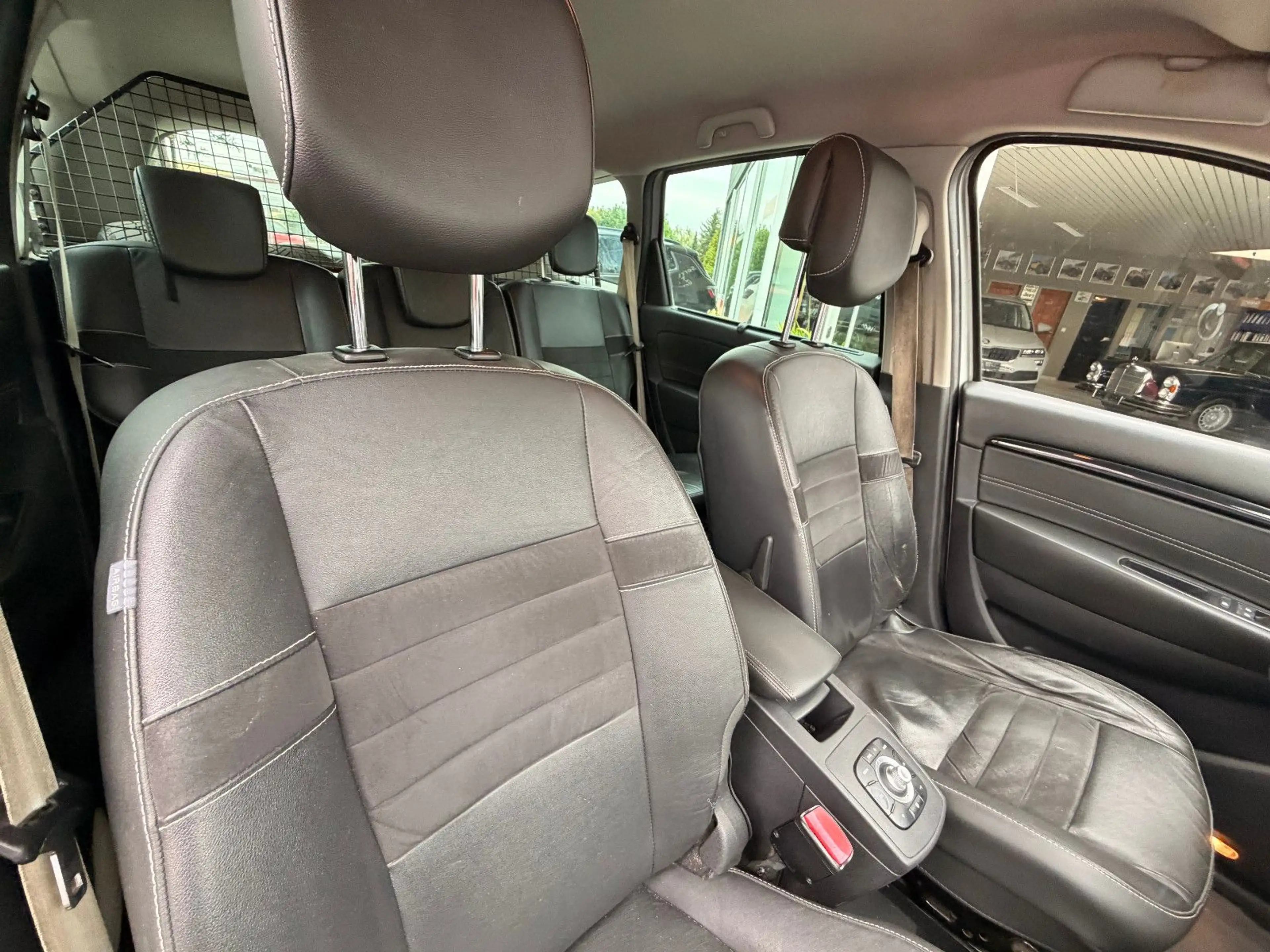 Renault Scenic III Grand BOSE Edition — photo 13