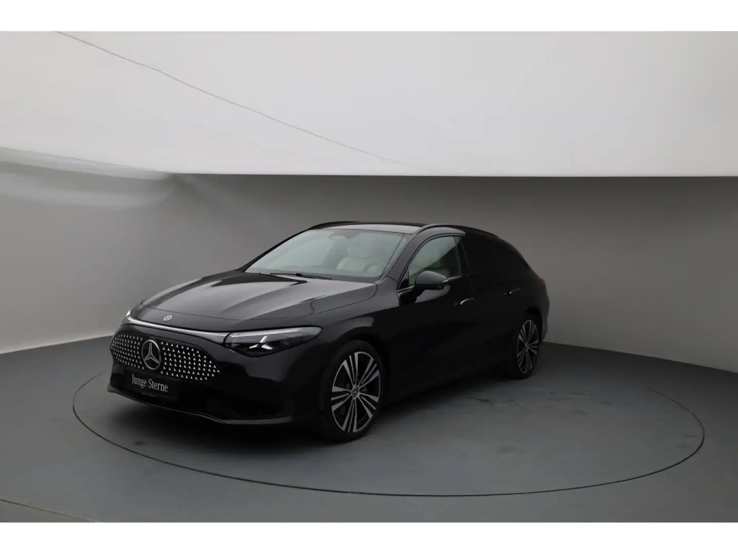 Mercedes-Benz CLA 350 4M SB Prog. Night AHK Pano 19z Free07.26 Schwarz - 2