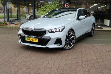 5-serie 550e xDrive Pano Bowers en Wilkins M Sport