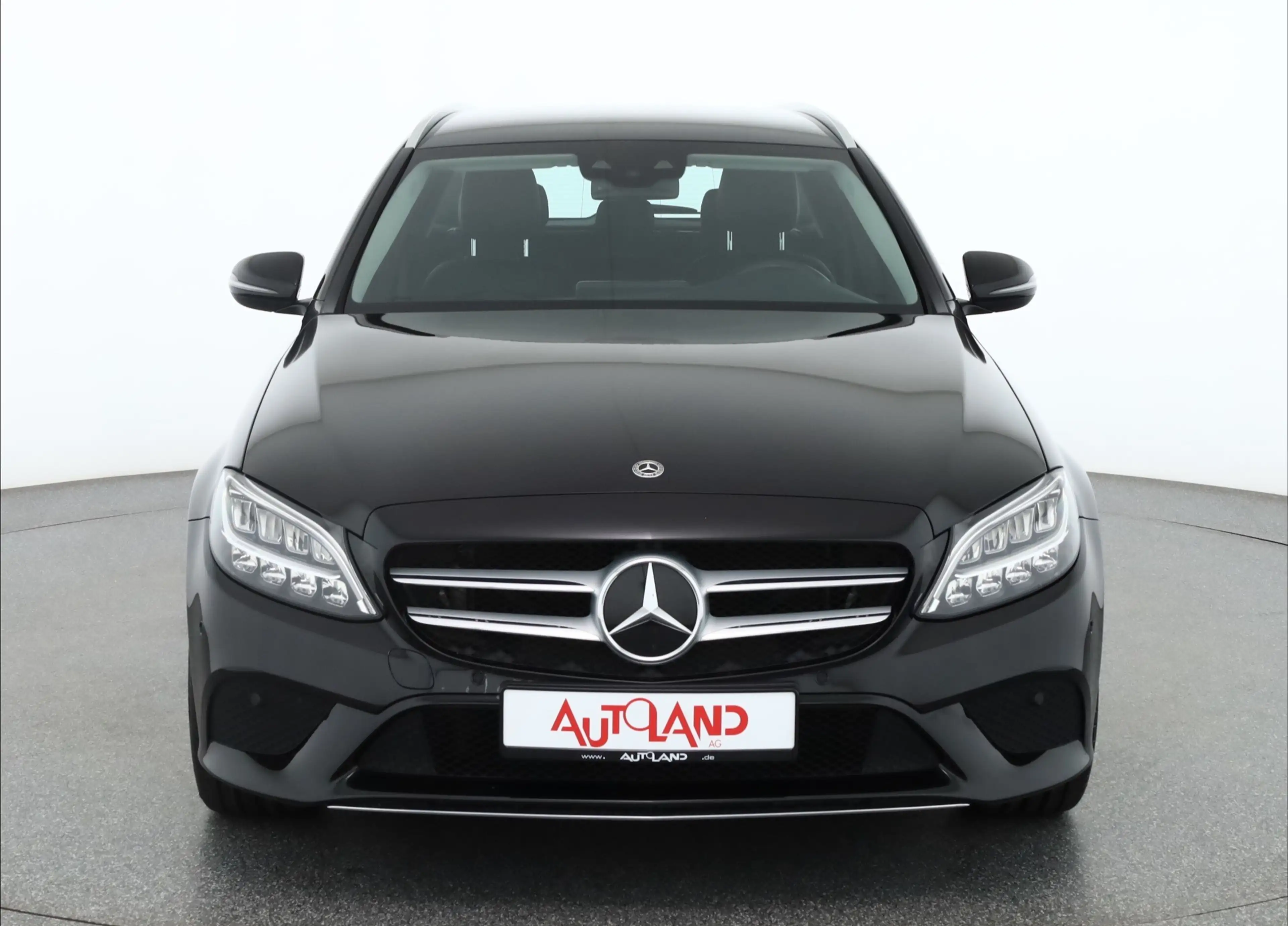 Mercedes-Benz C 180 C180 T Avantgarde LED Navi Teilleder DAB Kamera — photo 8