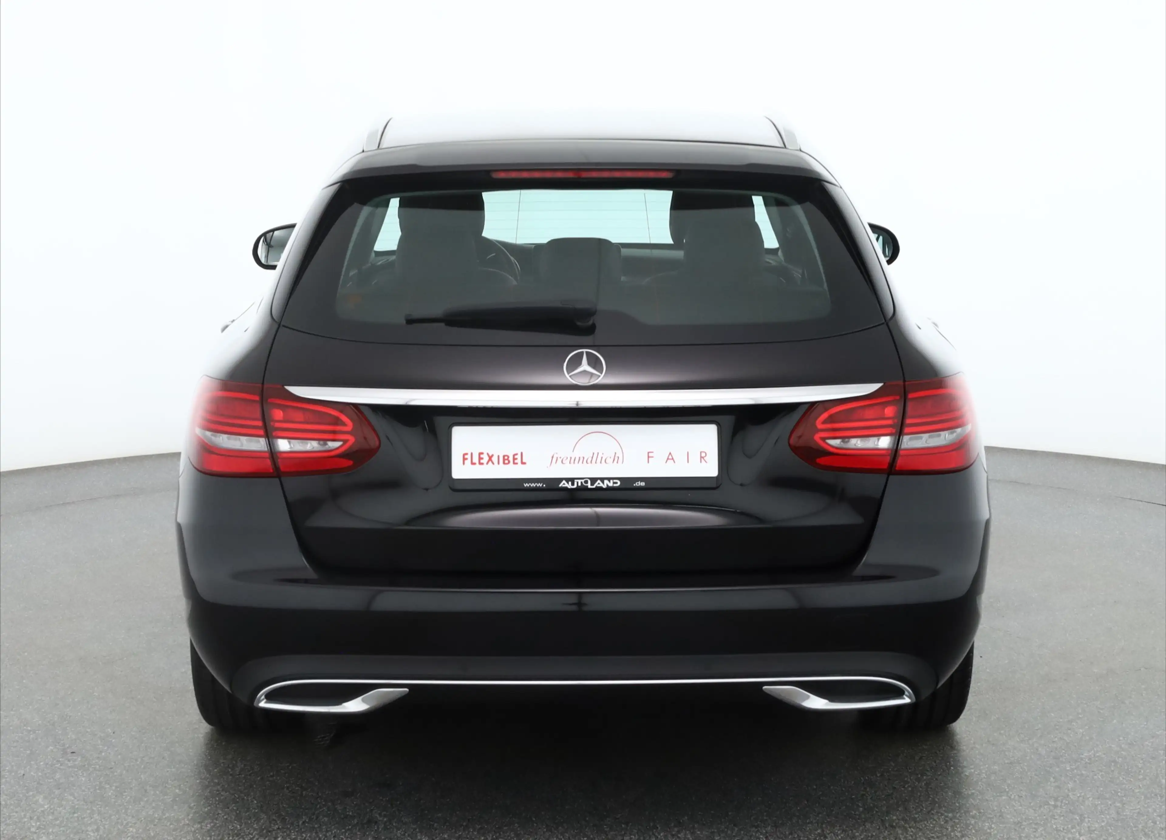 Mercedes-Benz C 180 C180 T Avantgarde LED Navi Teilleder DAB Kamera — photo 4