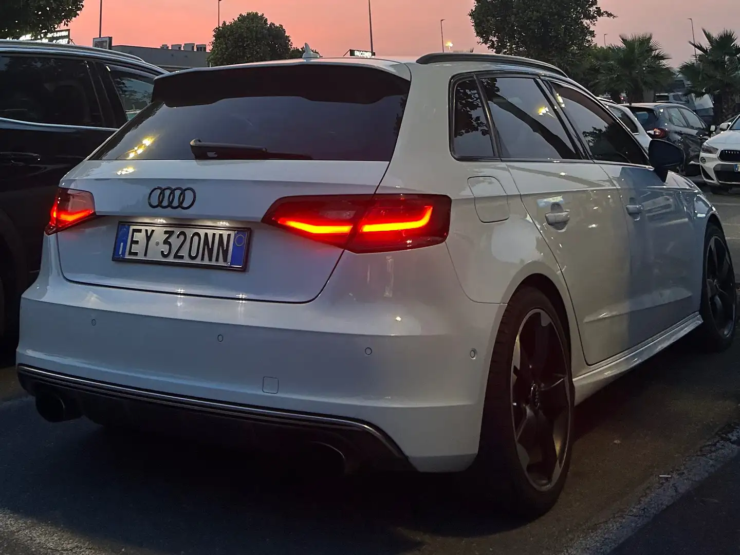Audi A3 Sline quattro 2000 185cv Bianco - 1