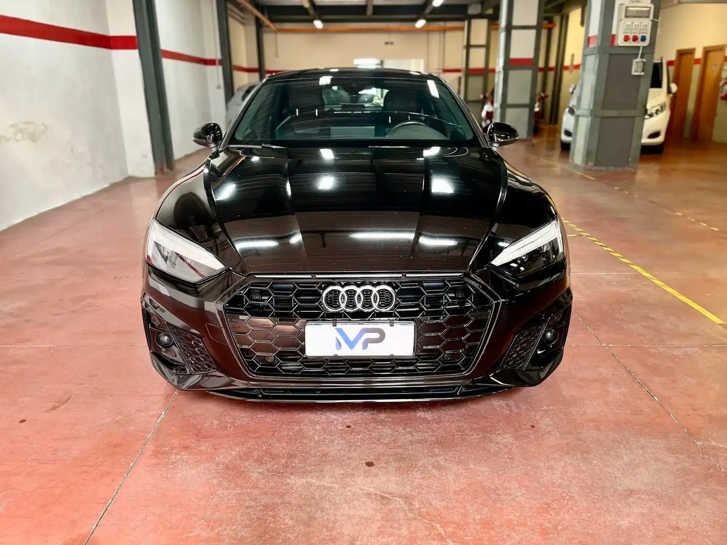 Audi A5 A5 SPB 40 g-tron S tronic S line edition Zwart - 2