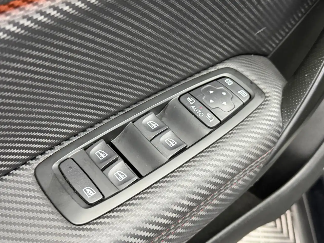 Renault Megane R.S. — photo 31