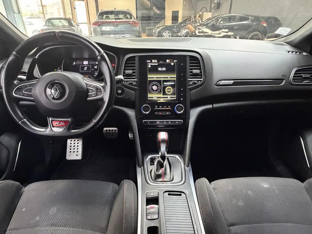 Renault Megane R.S. — photo 9