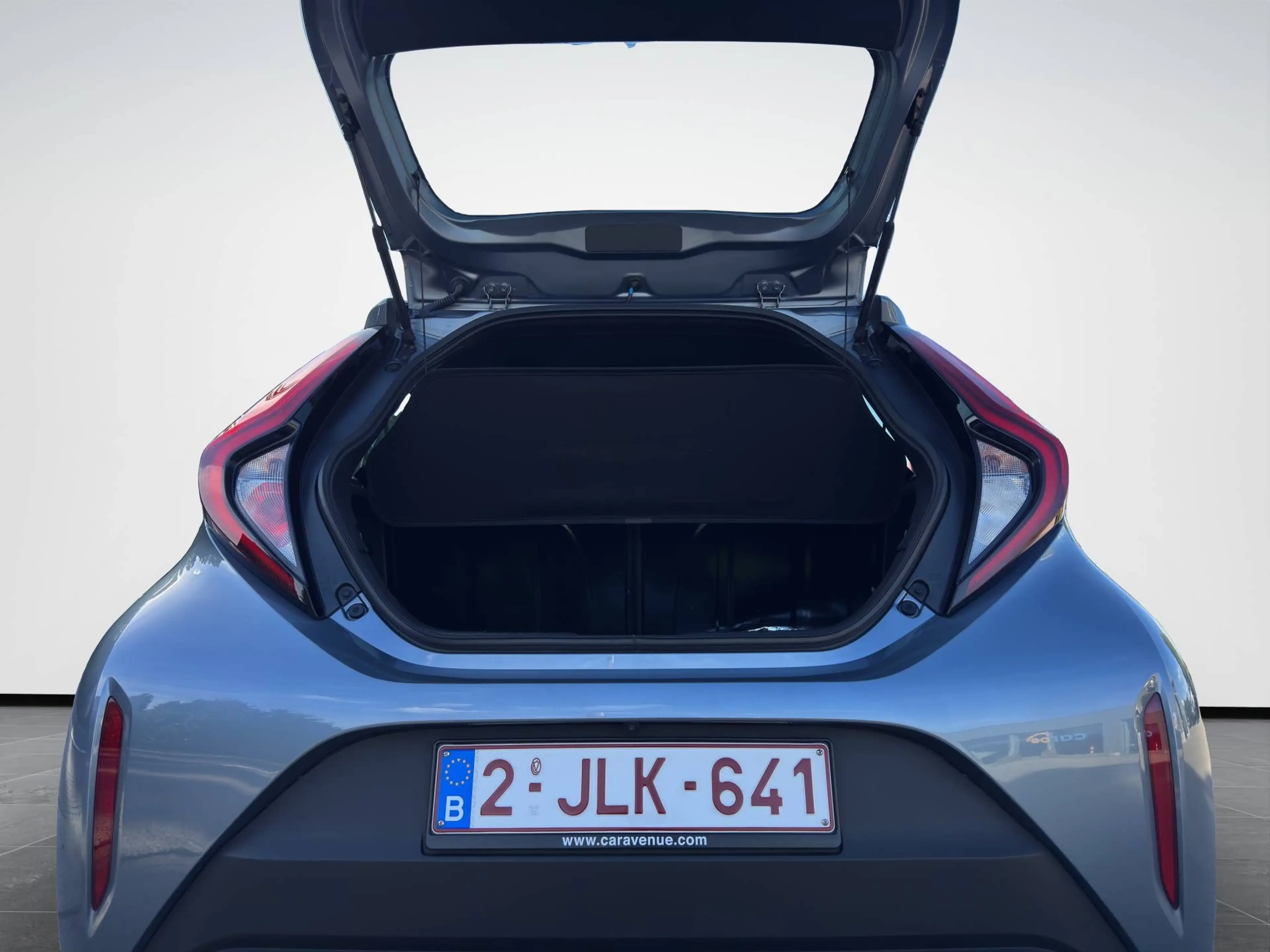 Toyota Aygo X *APPLE CARPLAY - ANDROID AUTO - ADAPTIVE CRUISE CONTROL - ACHTERUITRIJCAMERA* — photo 15