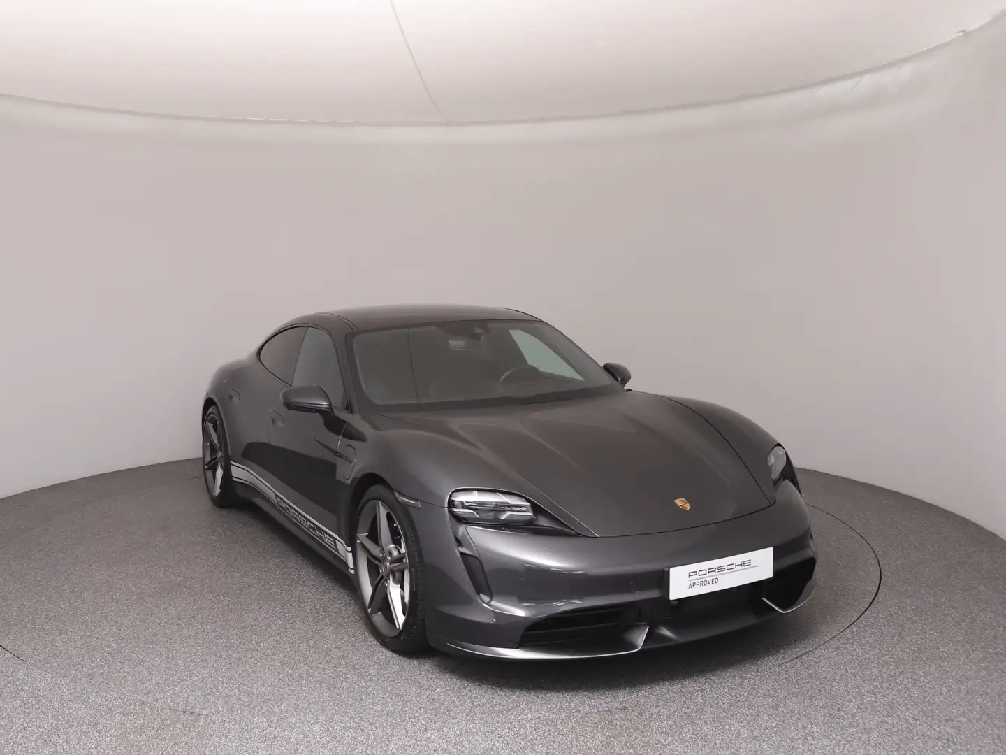 Porsche Taycan Turbo Grau - 2