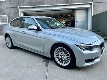 Serie 3 F30 2011 Berlina 320d Luxury