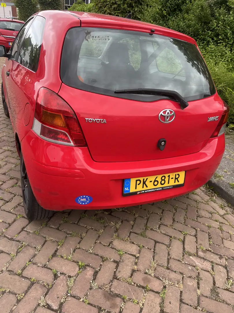 Toyota Yaris 1.0 VVT-i Sol - 1