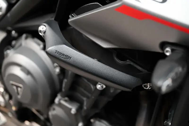 Triumph Street Triple - foto 7