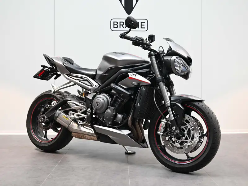 Triumph Street Triple - foto 3