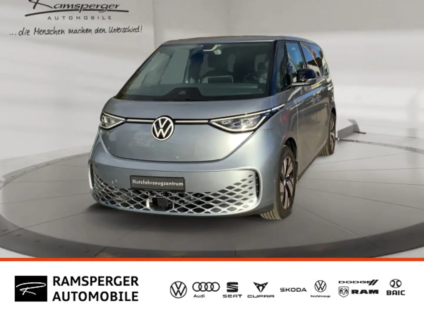 Volkswagen ID. Buzz ID.Buzz Pro AHK ACC Matrix Standh. Lane Side Kam Silber - 1