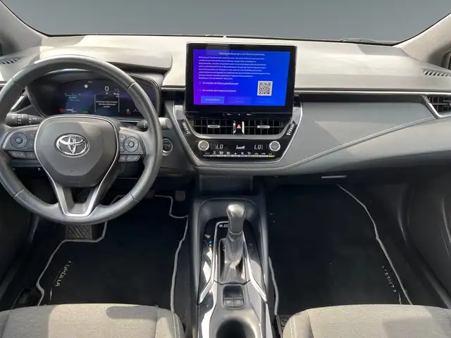 Toyota Corolla view 11
