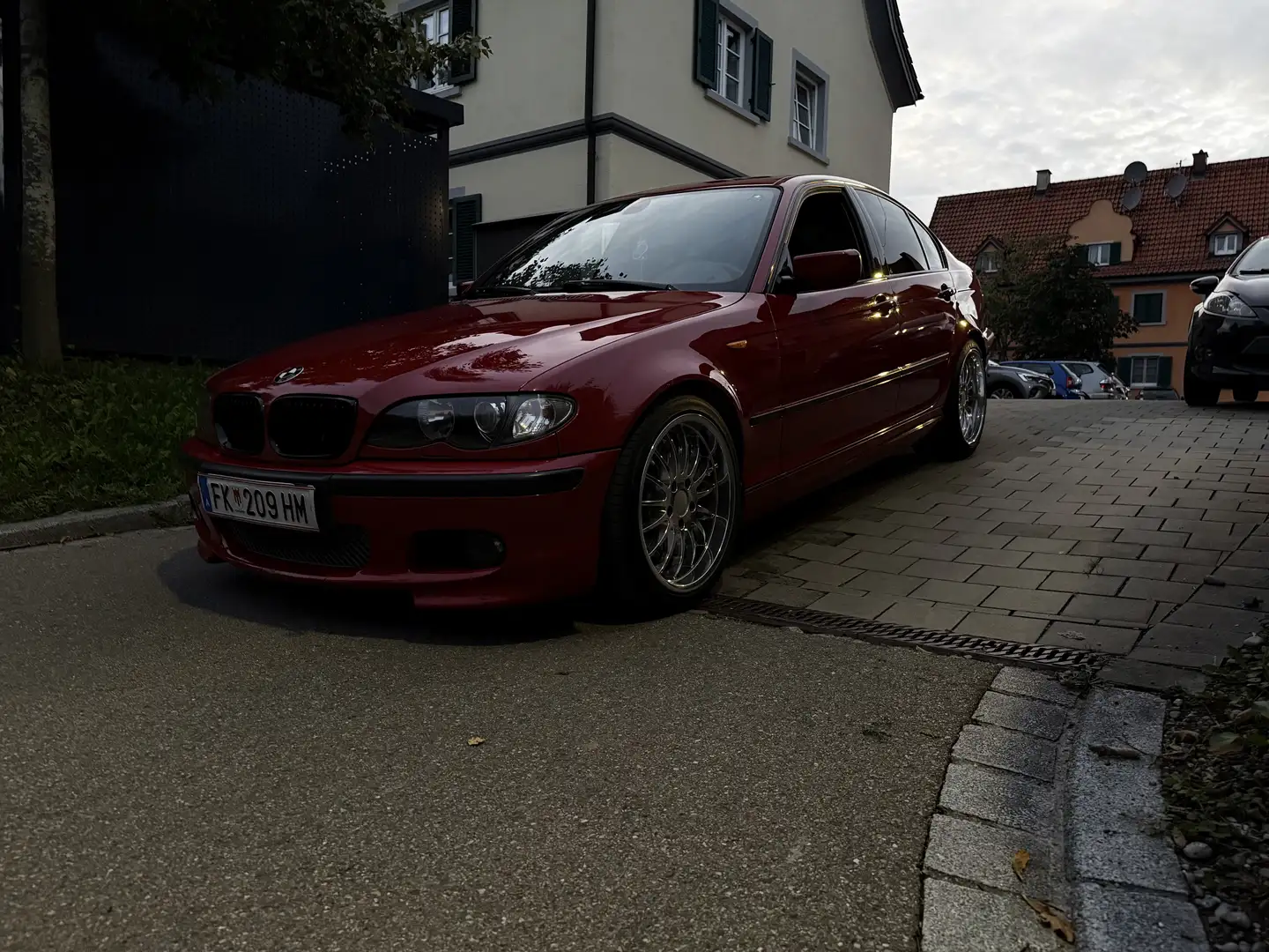 BMW 330 330i - 2