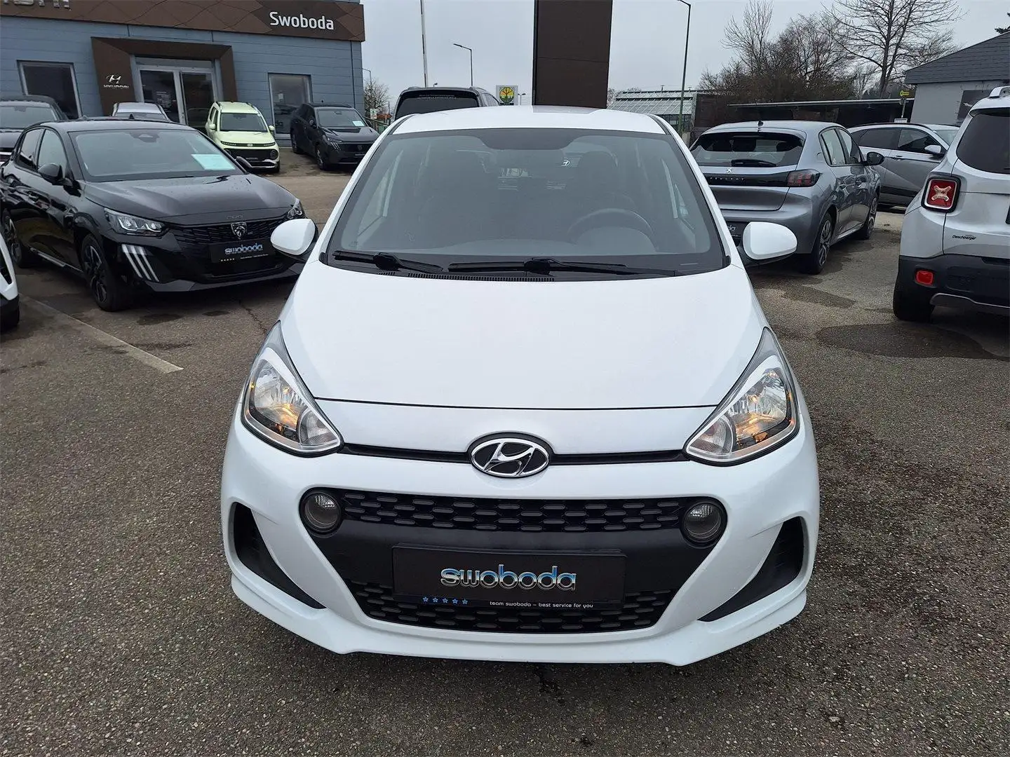 Hyundai i10 Weiß - 2