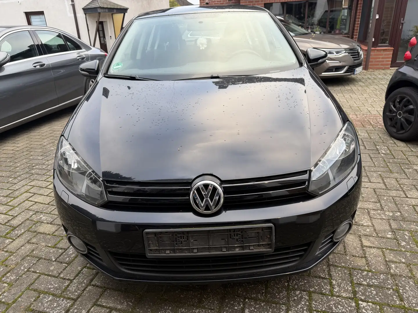 Volkswagen Golf Trendline BiFuel Schwarz - 1