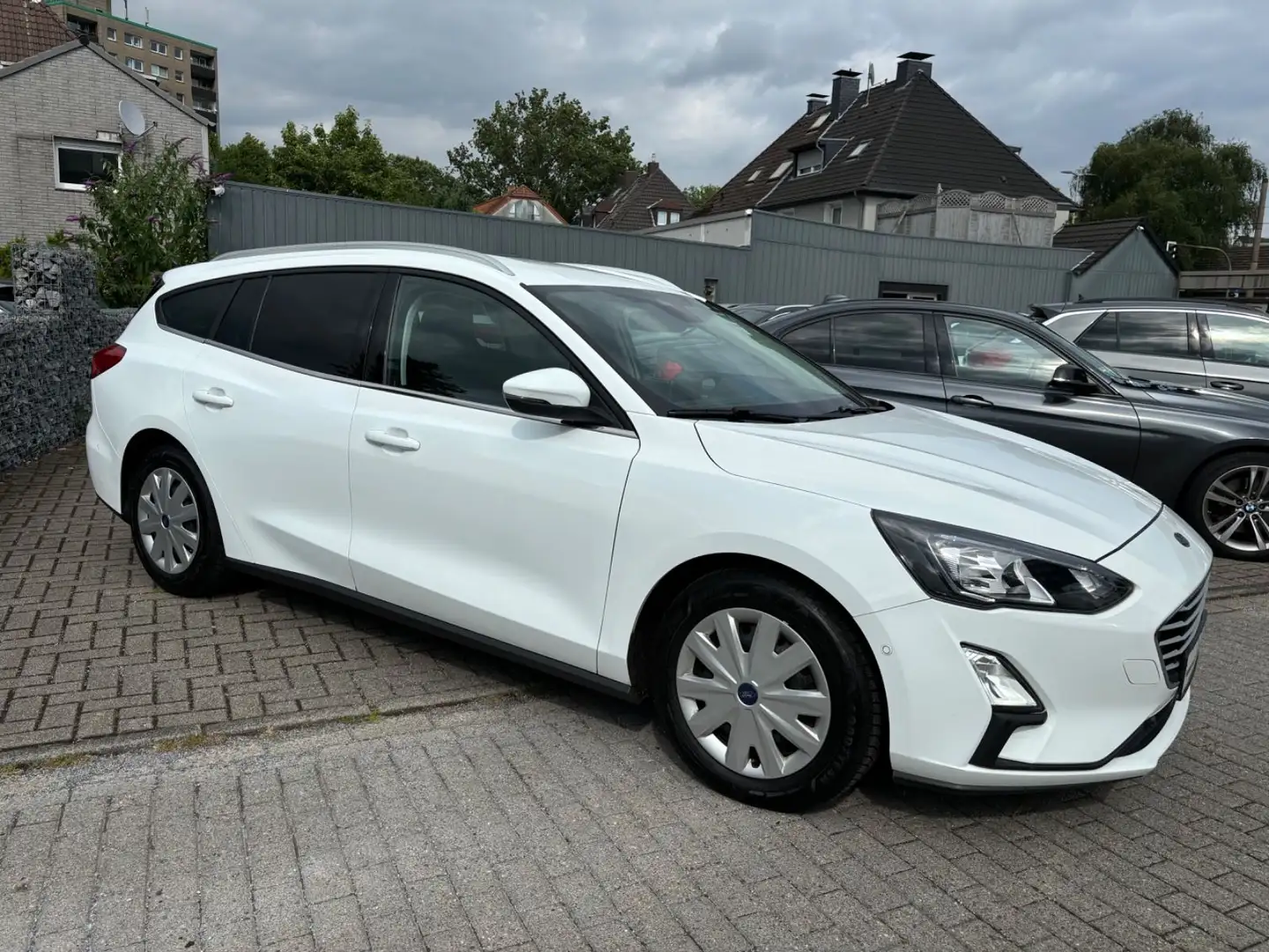 Ford Focus Turnier Cool & Connect 1.Hd Sitzh.Lenkrhz. Weiß - 2