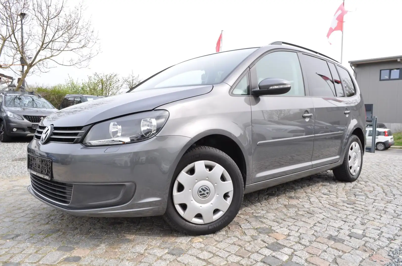 Volkswagen Touran Comfortline BMT /S-HEFT/NAVI/TEMPOMAT/PDC Gris - 1