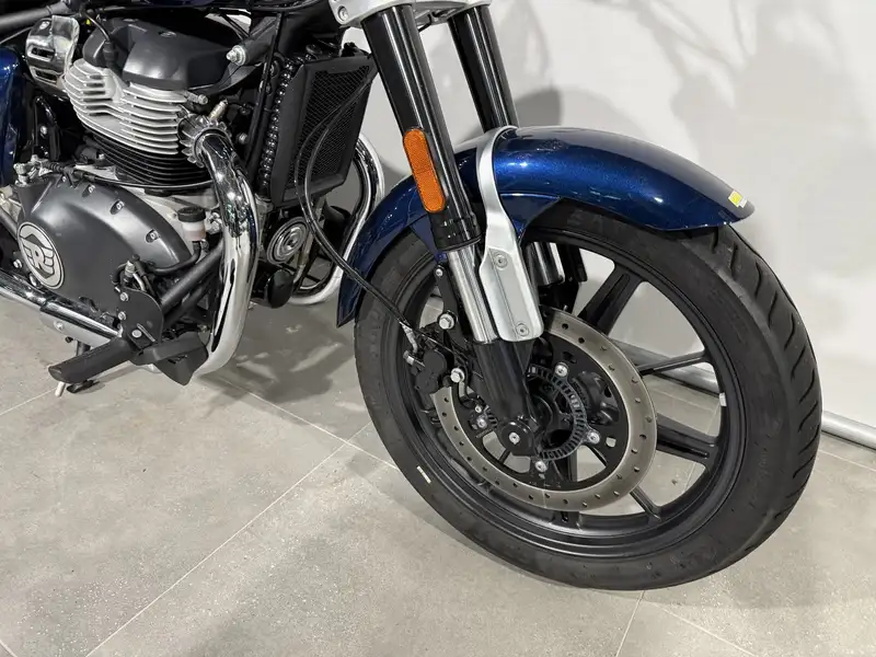 Royal Enfield Super Meteor 650 - foto 3