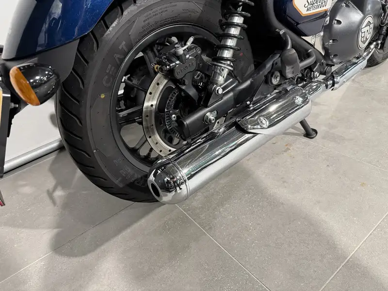 Royal Enfield Super Meteor 650 - foto 5