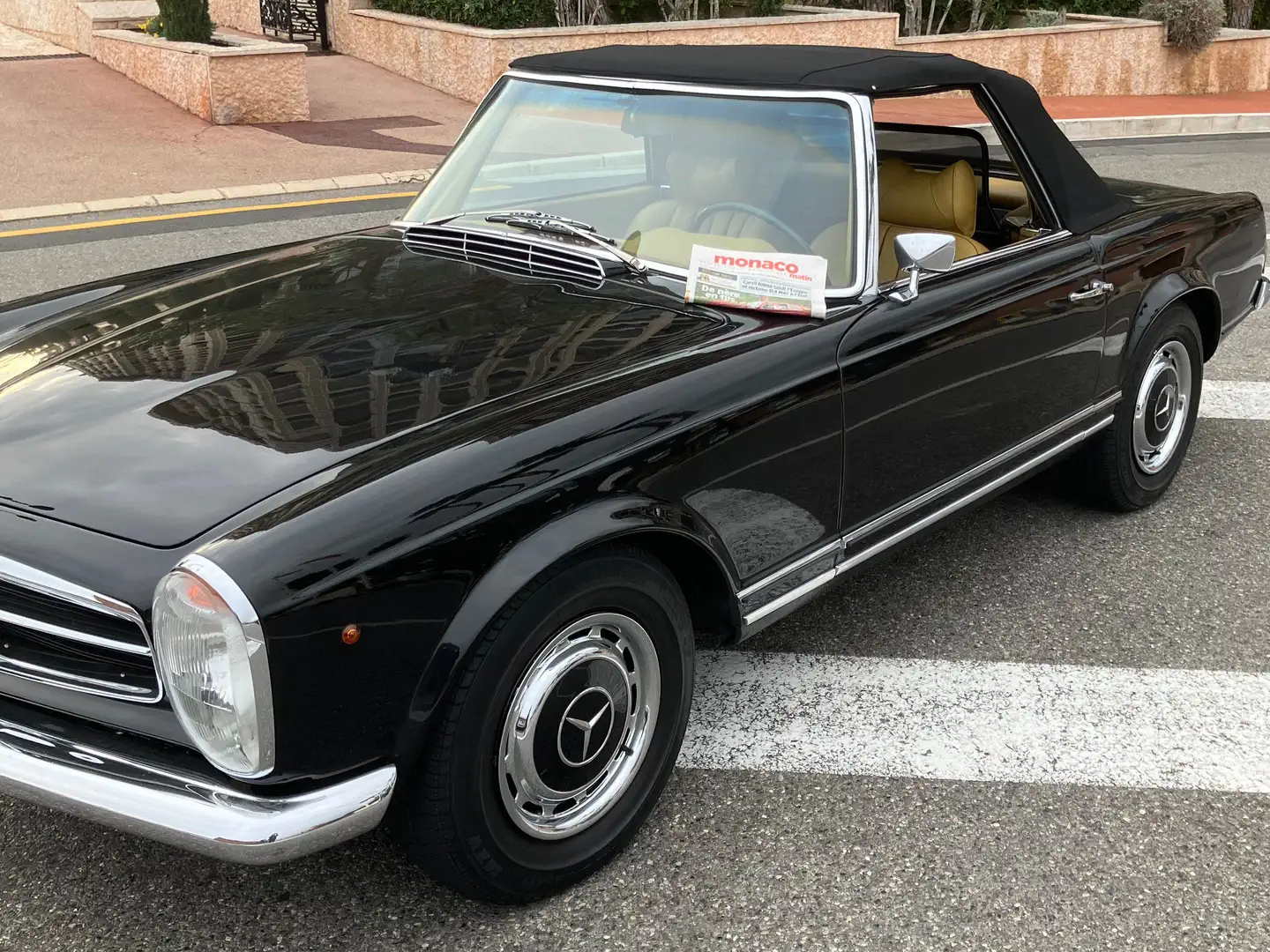 Mercedes-Benz 280 PAGODE Negro - 1