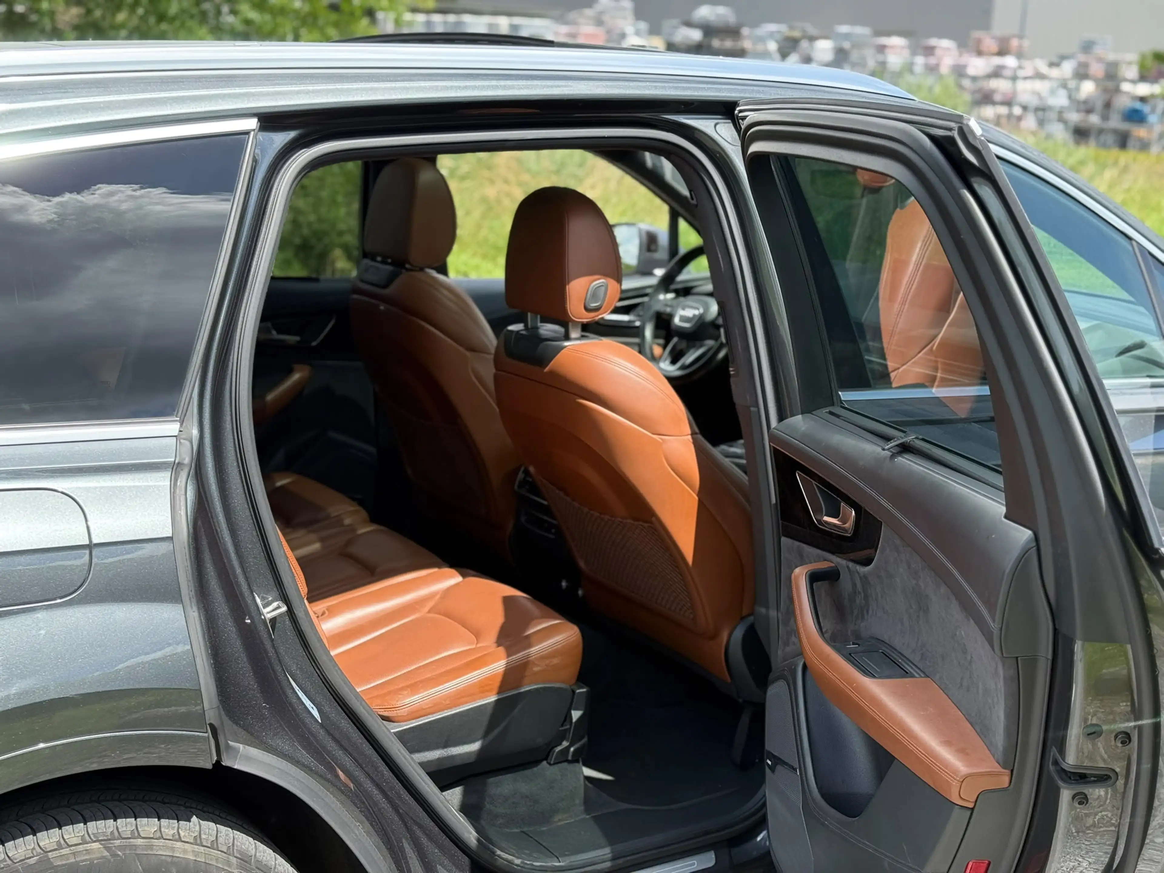 Audi Q7 e-tron Q7 e-tron 3.0 TDi V6 Quattro e-tron Tiptronic — photo 15