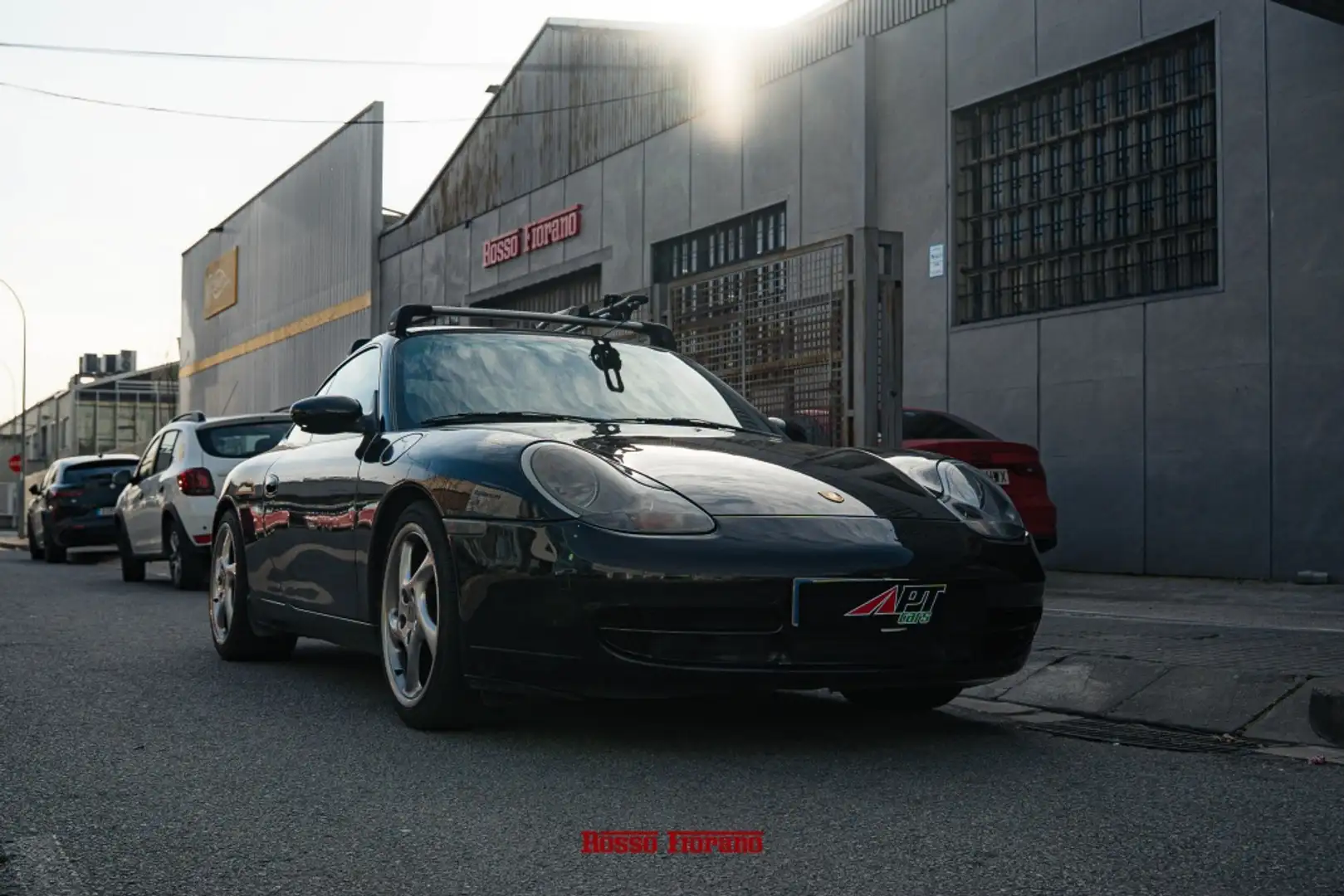 Porsche 996 Carrera 4 Coupé Gris - 2