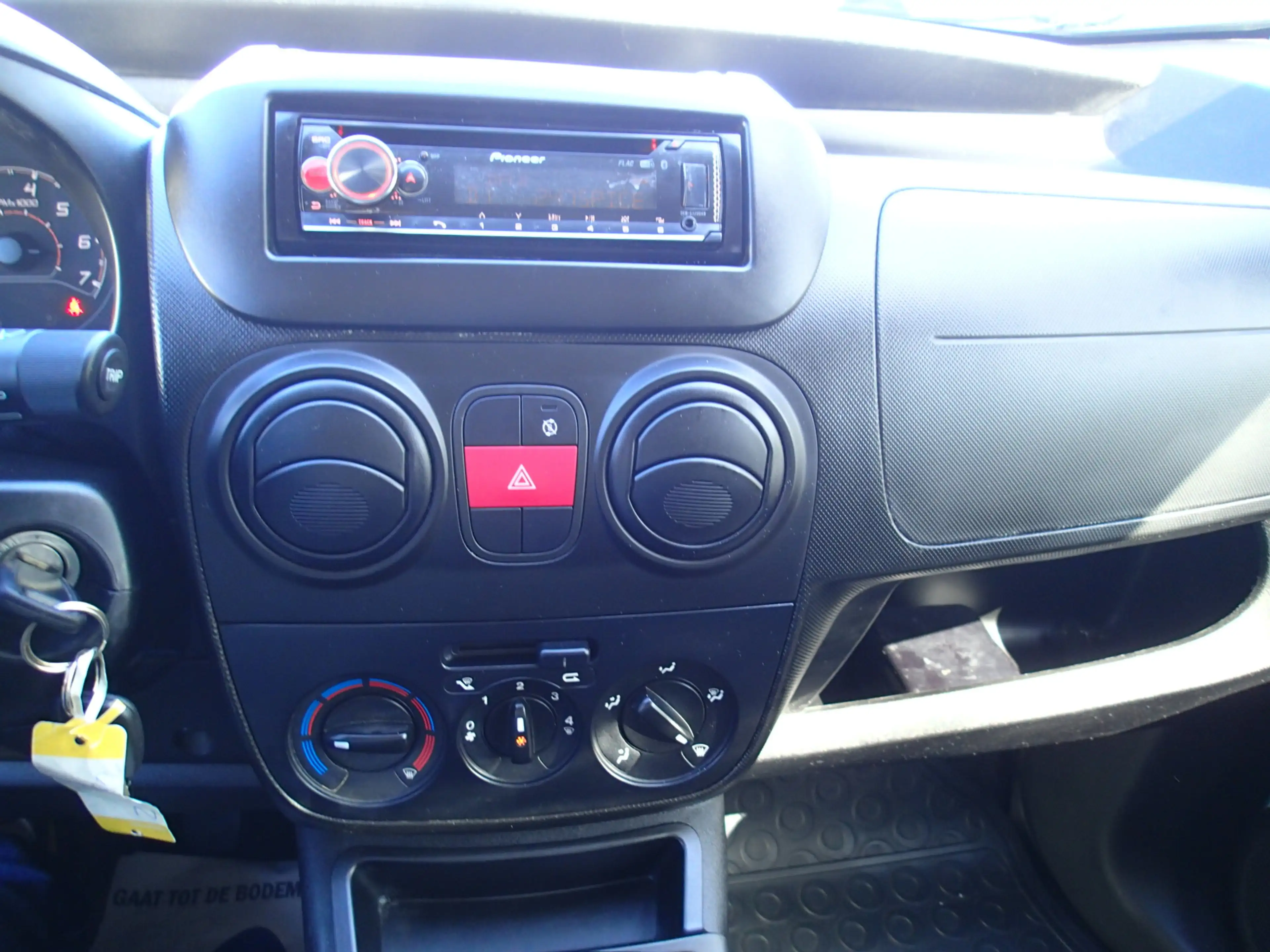Fiat Fiorino 1.3 MJ Basis — photo 17