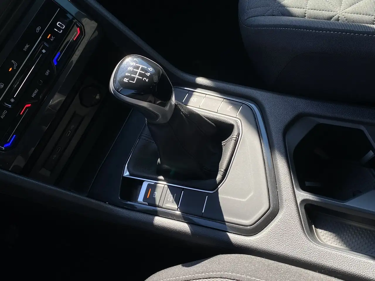 Volkswagen Tiguan Life 2.0 TDI 122CV, миниатюра 15