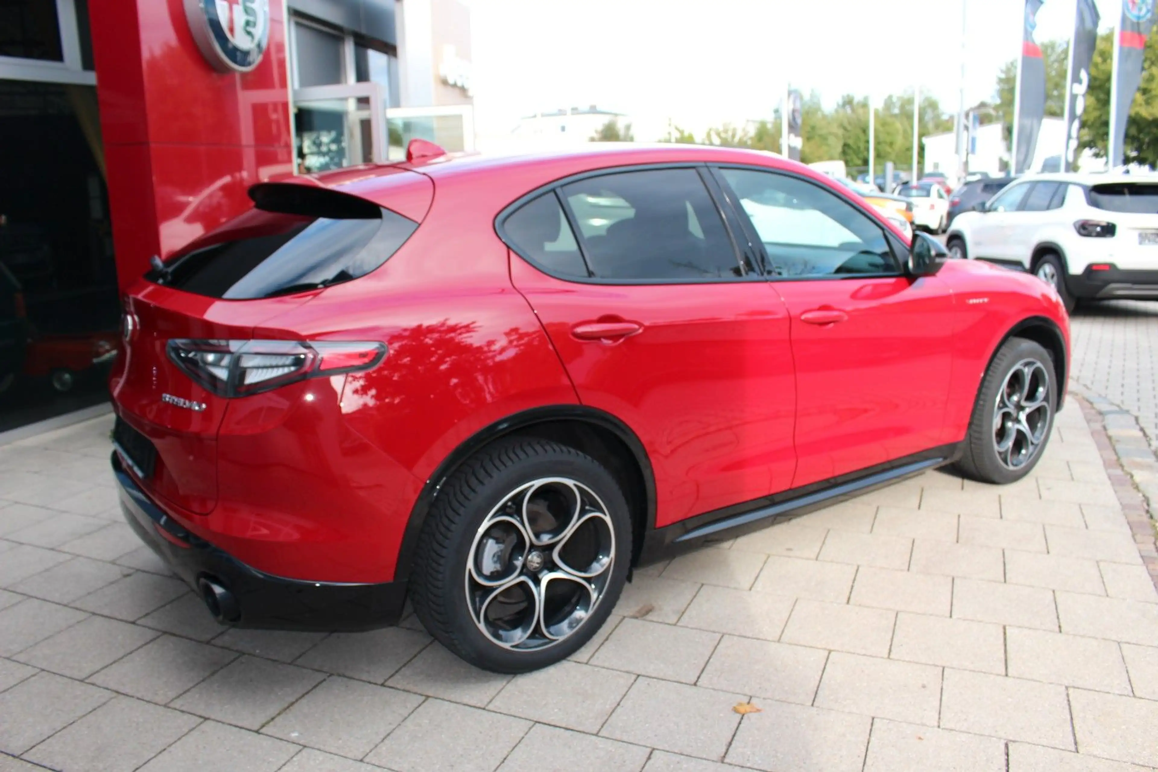 Alfa Romeo Stelvio Veloce Q4 Premium Paket /Matrix-LED — photo 6