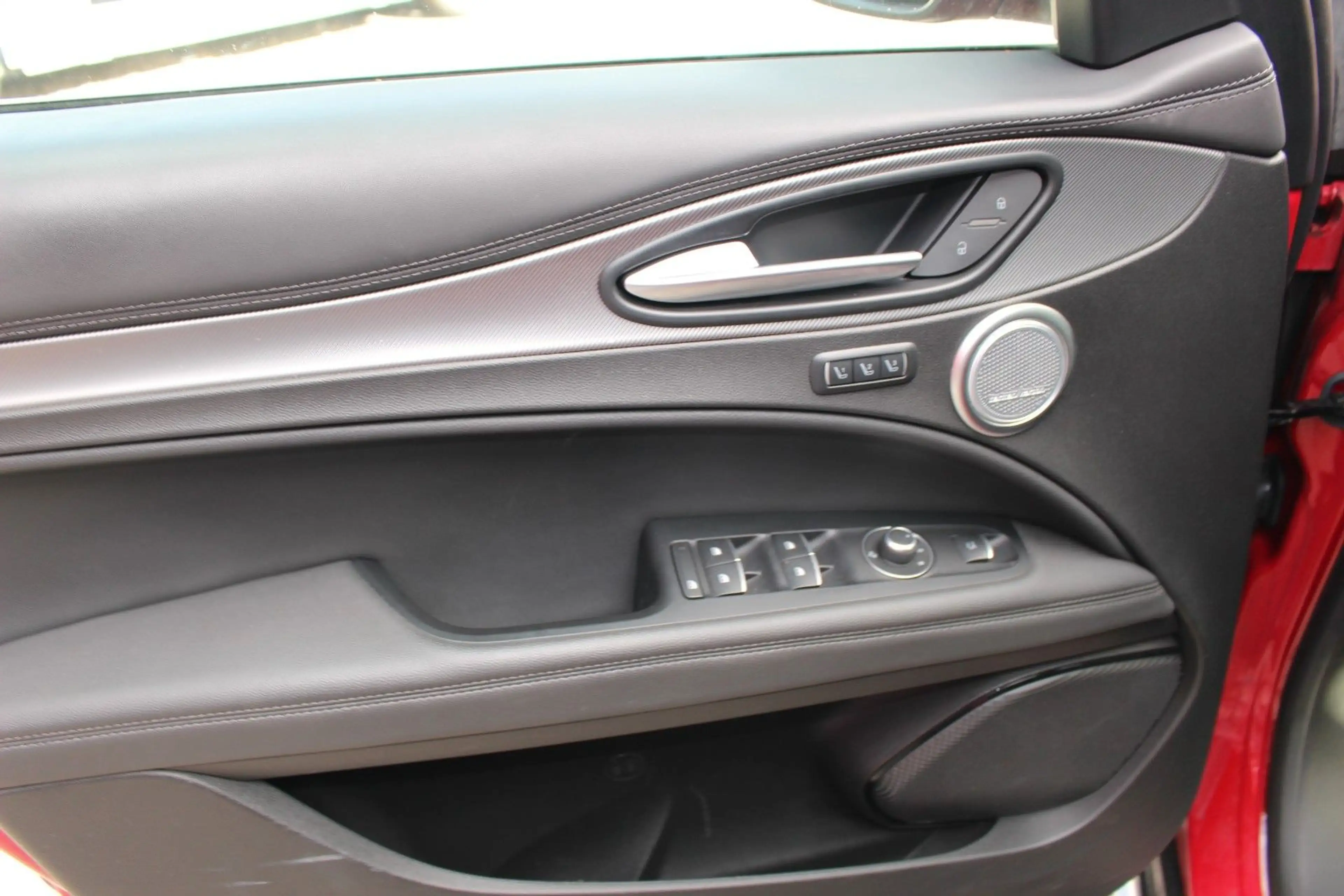 Alfa Romeo Stelvio Veloce Q4 Premium Paket /Matrix-LED — photo 10