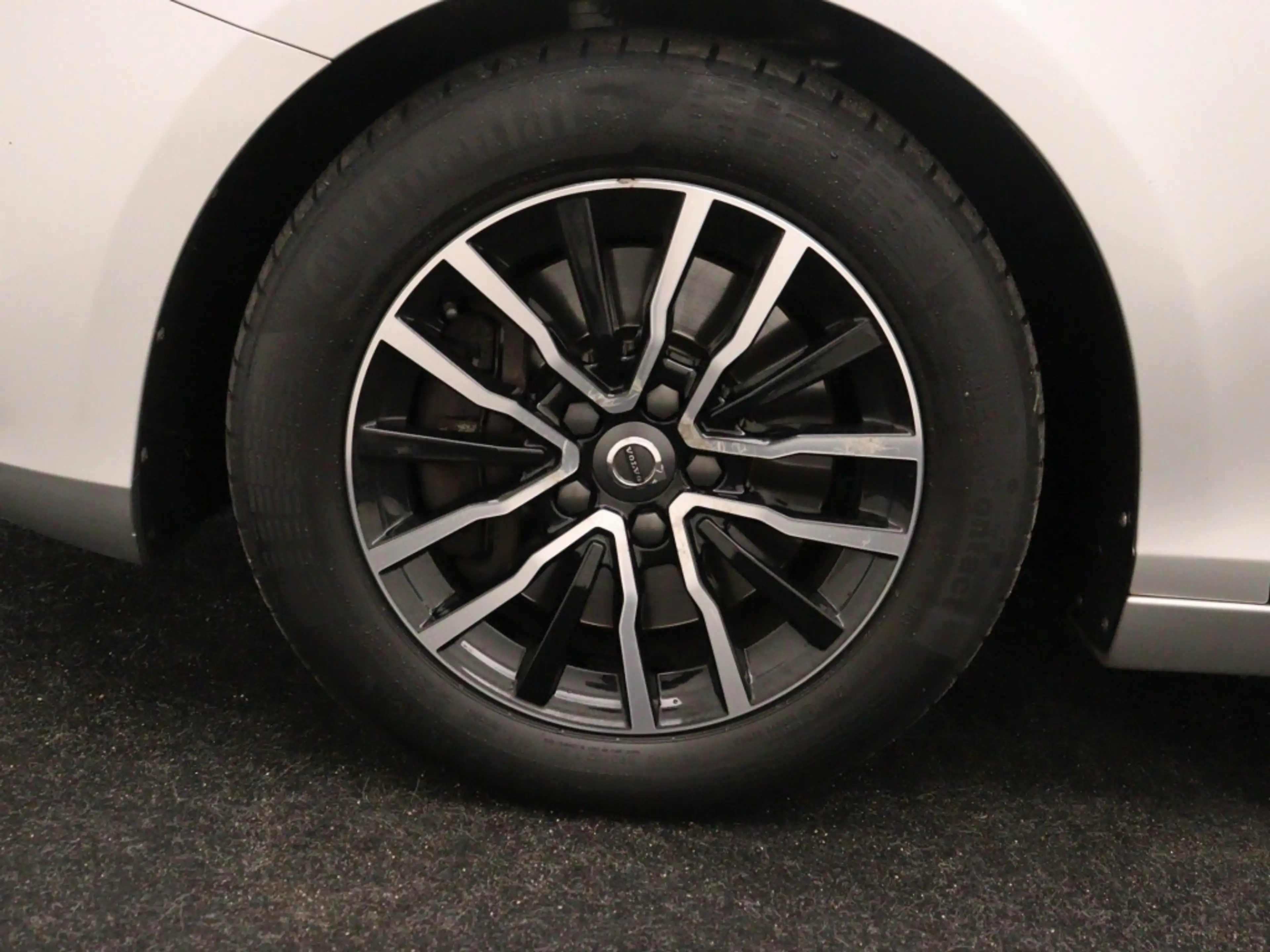 Volvo V40 T2 AUT(6) NORDIC+ STANDKACHEL NAVI FULL-LED BLUETO — photo 9