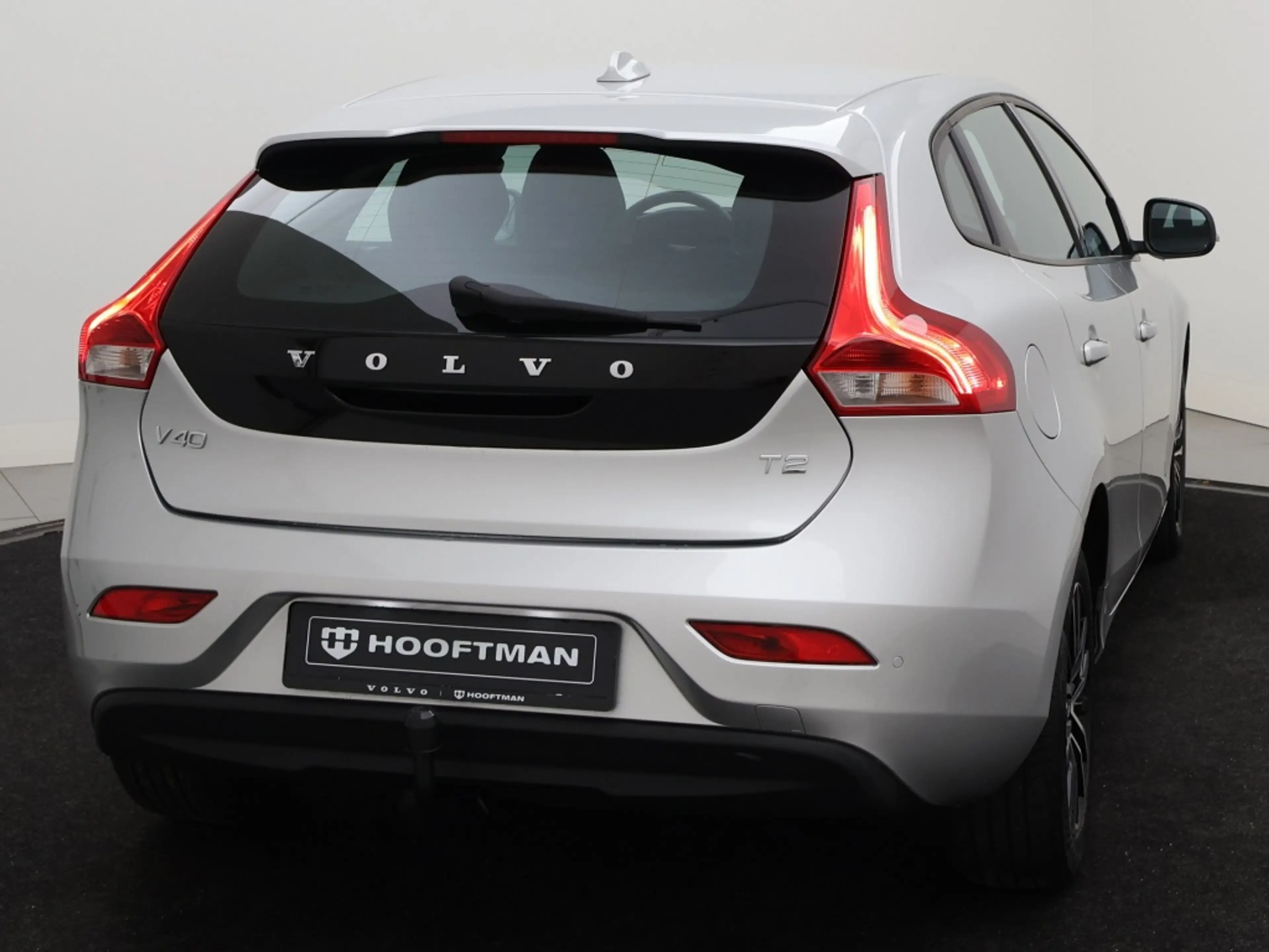 Volvo V40 T2 AUT(6) NORDIC+ STANDKACHEL NAVI FULL-LED BLUETO — photo 6