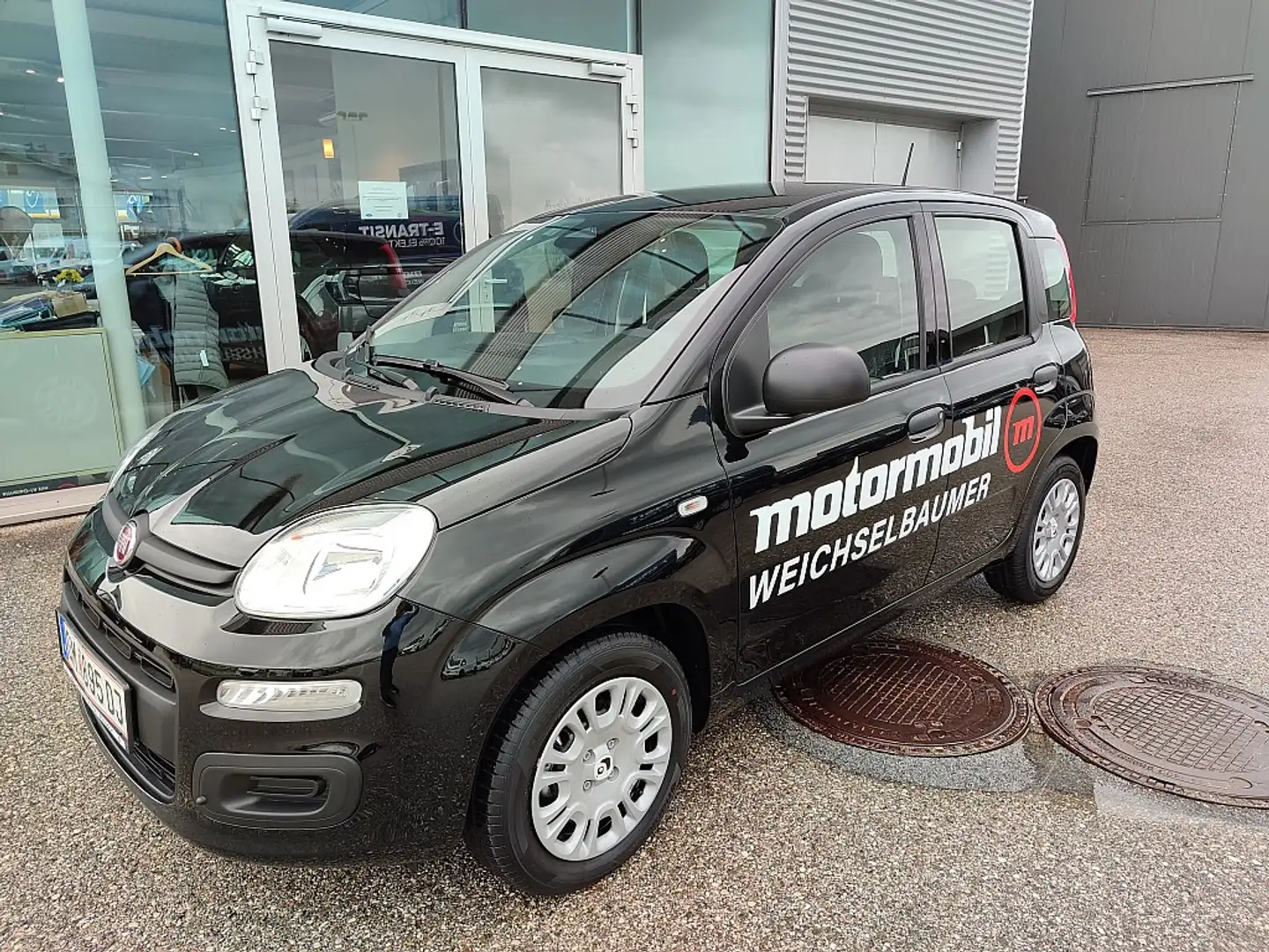 Fiat Panda 4x2 FireFly Hybrid 70 Schwarz - 1