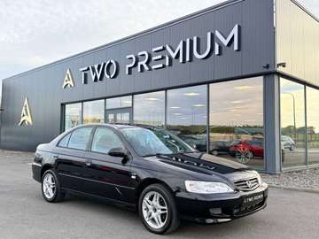 1.8i 16v VTEC LS 136CV CLIMATISATION INTERIEUR EN VELOUR GARANTIE 12 MOIS