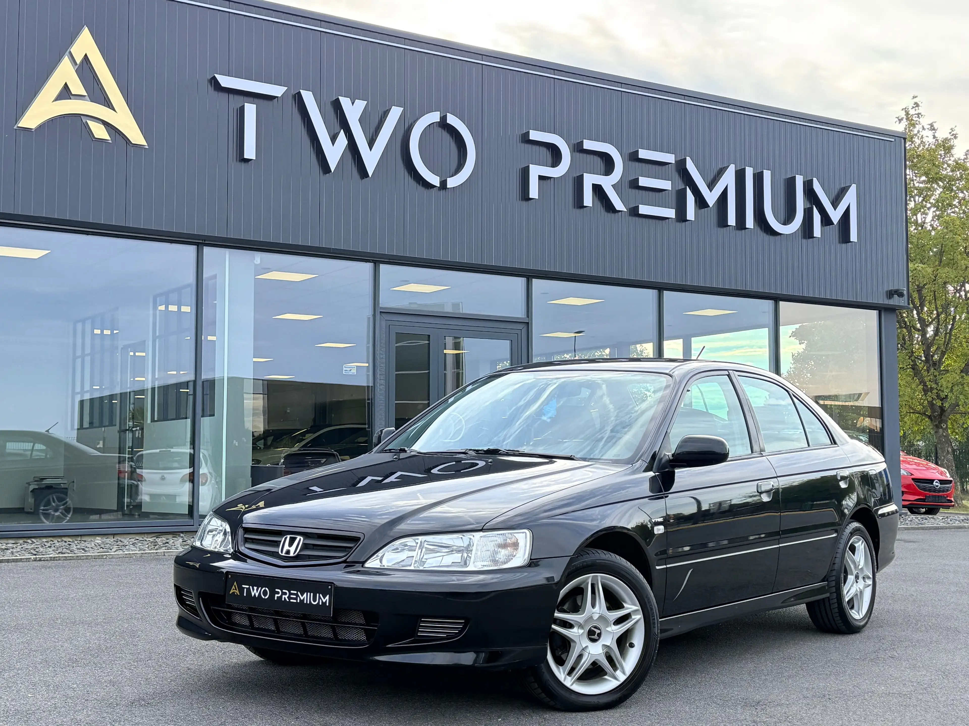 Honda Accord 1.8i 16v VTEC LS 136CV CLIMATISATION INTERIEUR EN VELOUR GARANTIE 12 MOIS — photo 15