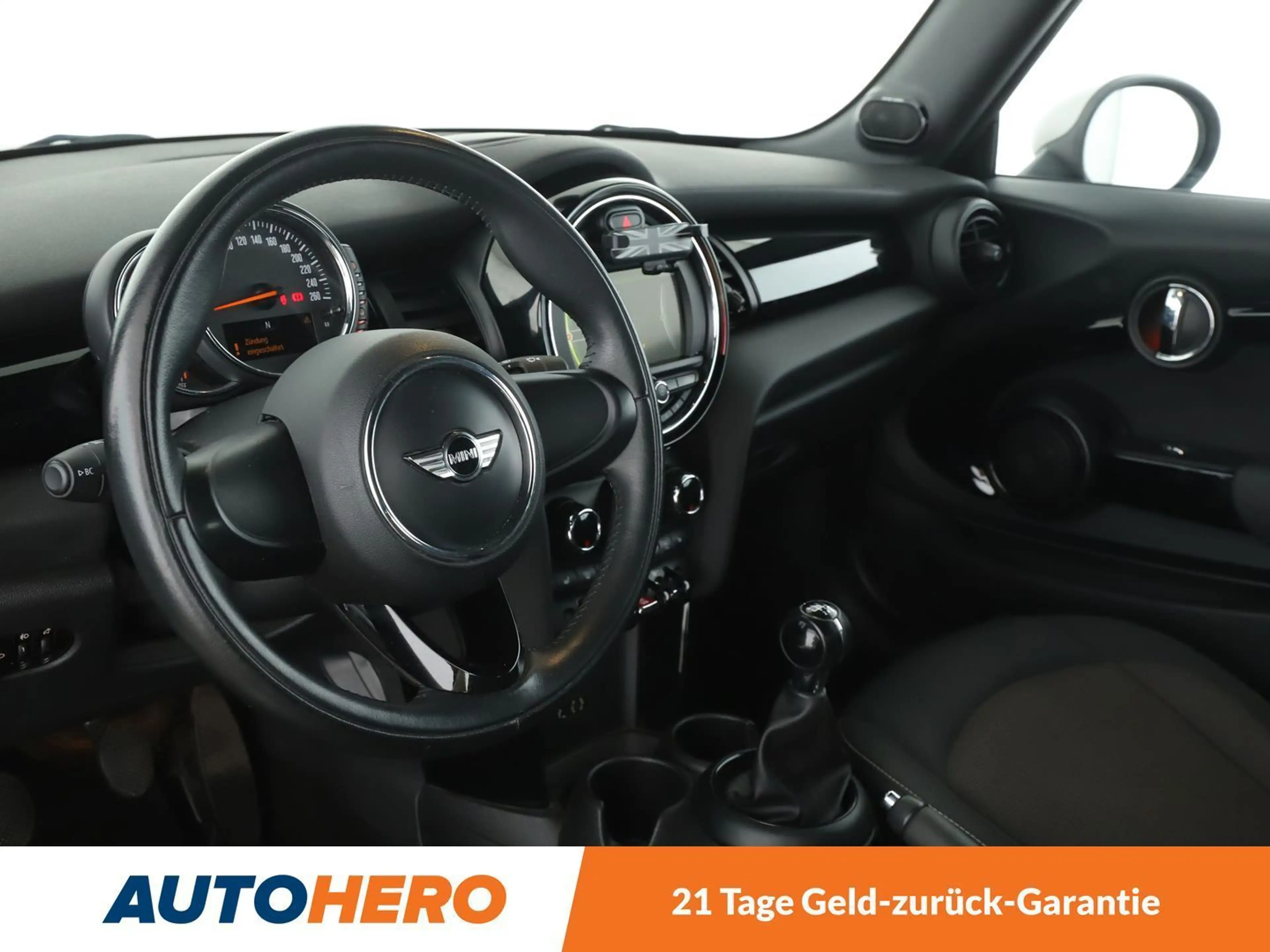 MINI One Cabrio One *NAVI*PDC*SHZ*H&K*KLIMA*GARANTIE* — photo 11