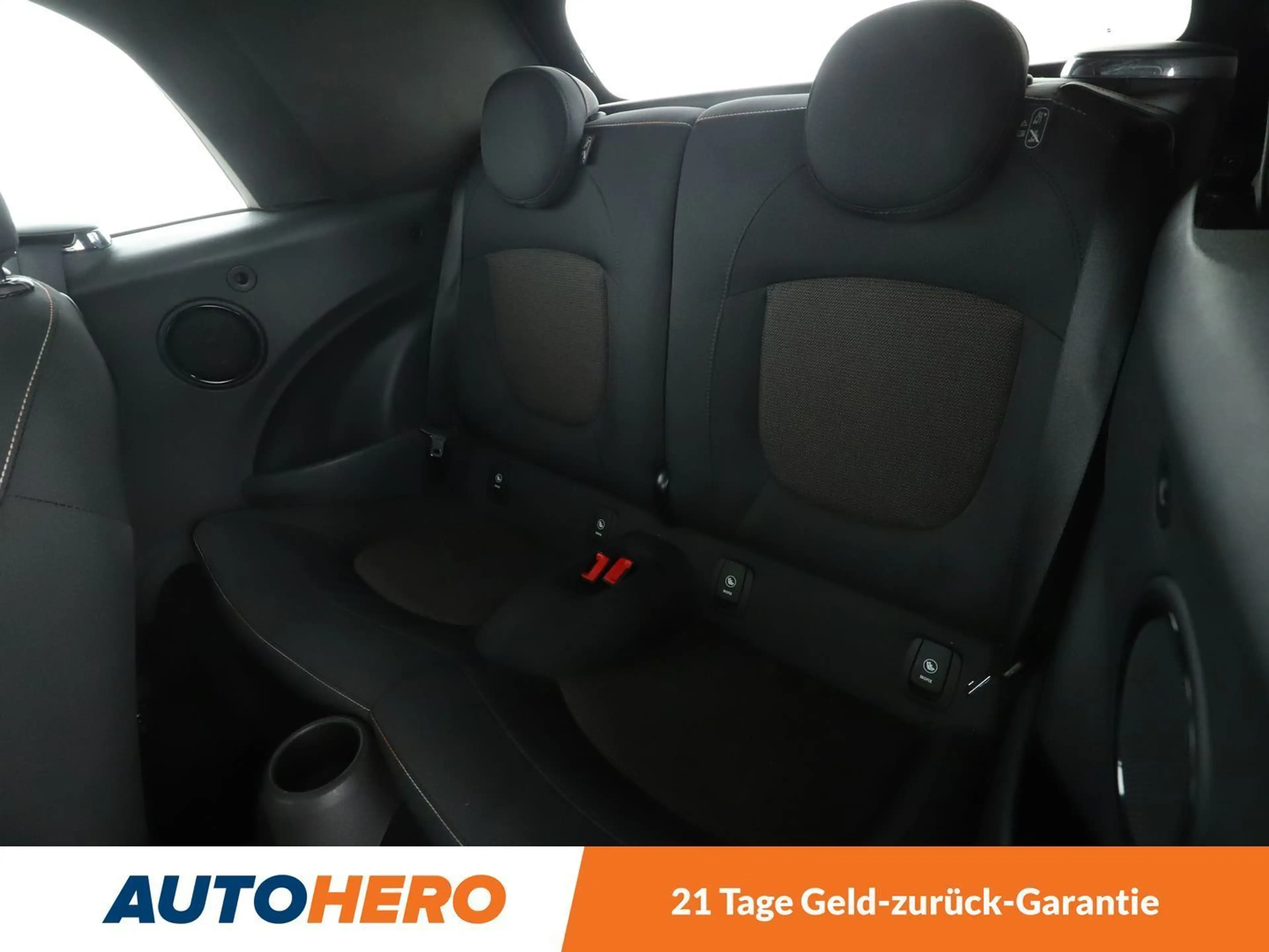MINI One Cabrio One *NAVI*PDC*SHZ*H&K*KLIMA*GARANTIE* — photo 14