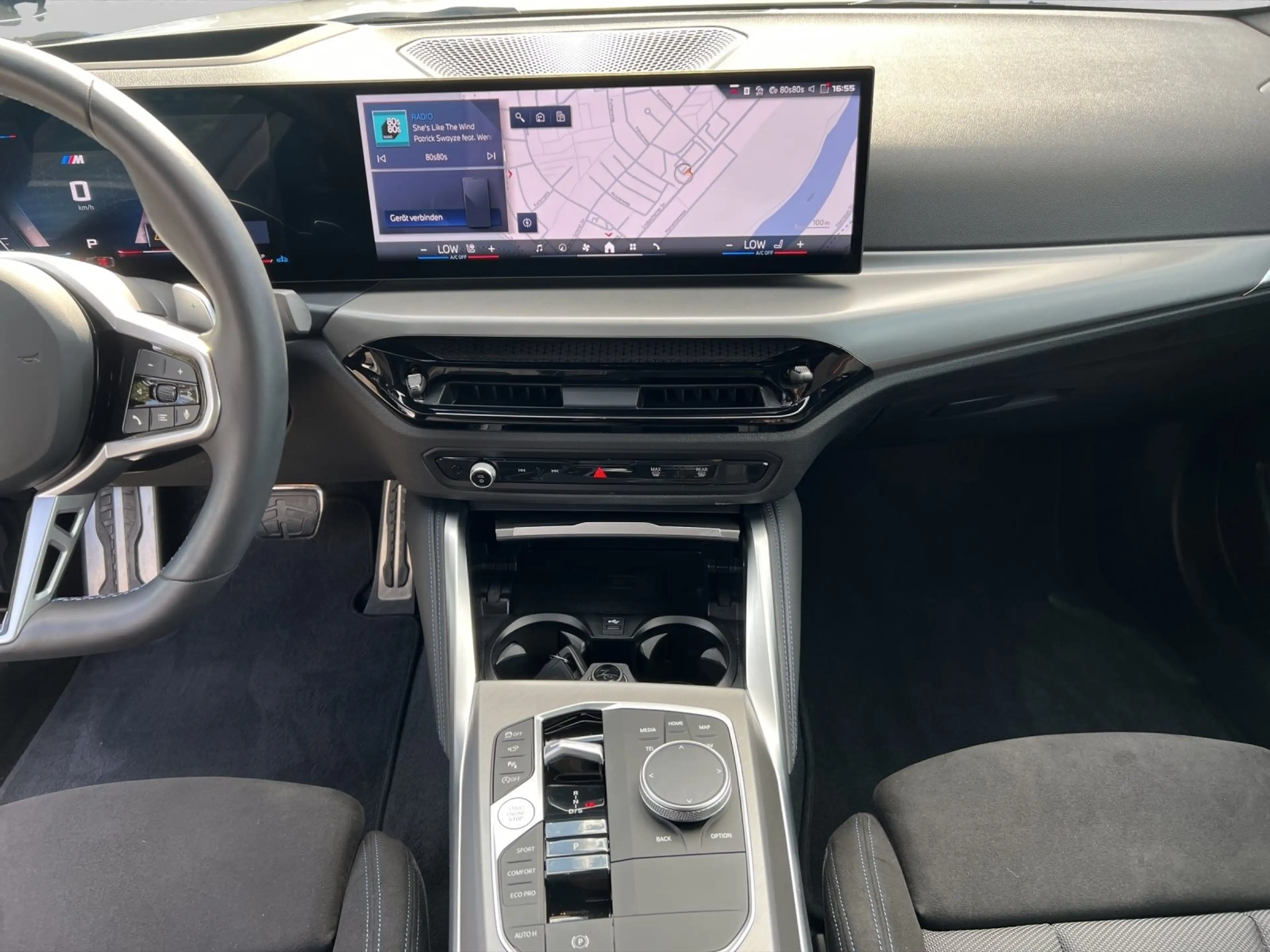 BMW 240 M240i xDrive Coupé — photo 11