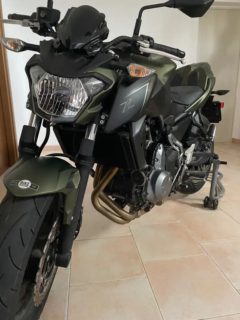 Kawasaki Z 650 Verde - 2