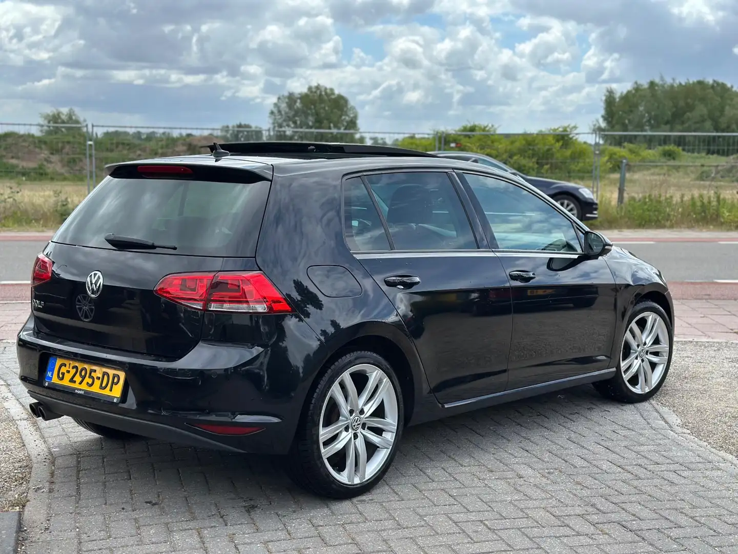 Volkswagen Golf 1.4 TSI DSG automaat Highline zeer netjes! Noir - 2